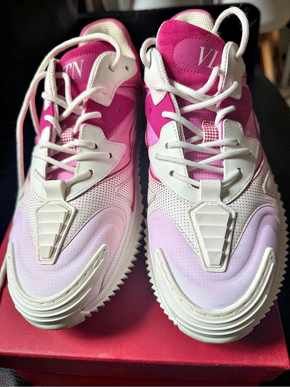 Valentino Garavani Sneakers Pink White